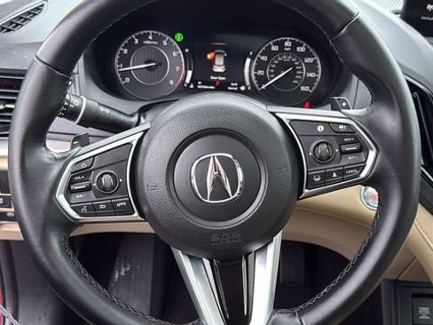 Used 2024 Acura RDX SH-AWD image 12