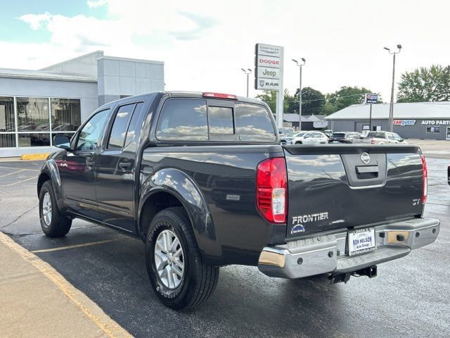 Used 2015 Nissan Frontier SV w/ SV Value Truck Package RWD image 7