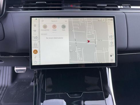 New 2025 Land Rover Range Rover Sport Dynamic SE image 13