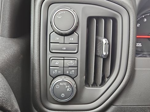 New 2025 Chevrolet Silverado 2500 W/T w/ WT Convenience Package AWD/4WD image 19