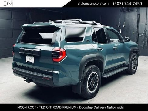 Used 2025 Toyota 4Runner TRD Off-Road Premium AWD/4WD image 7