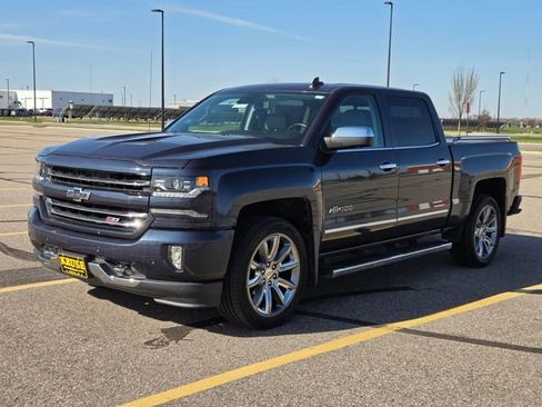 Used 2018 Chevrolet Silverado 1500 LTZ Z71 w/ Centennial Edition image 8