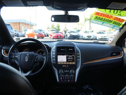 Used 2017 Lincoln MKC Select w/ Select Plus Package image 29