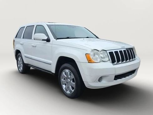 Used 2008 Jeep Grand Cherokee Limited w/ Trailer Tow Group IV RWD image 3