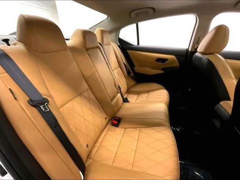 New 2025 Nissan Sentra SV w/ SV Premium Package image 32