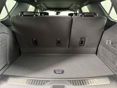 New 2026 GMC Yukon AT4 Ultimate AWD/4WD image 19