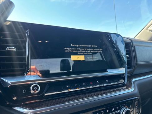 Used 2023 GMC Sierra 1500 Elevation AWD/4WD image 19