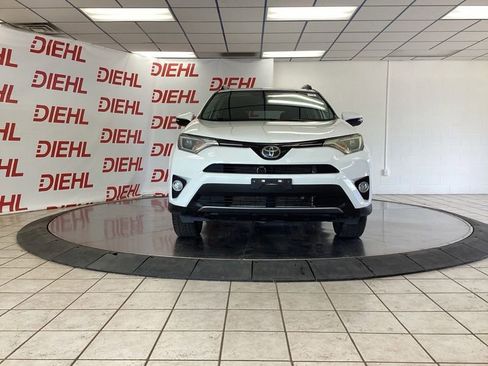 Used 2018 Toyota RAV4 XLE w/ Plus Extra Value Package AWD/4WD image 2