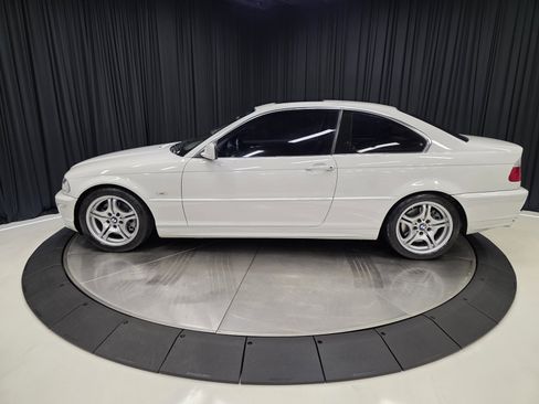 Used 2001 BMW 330Ci Coupe image 8