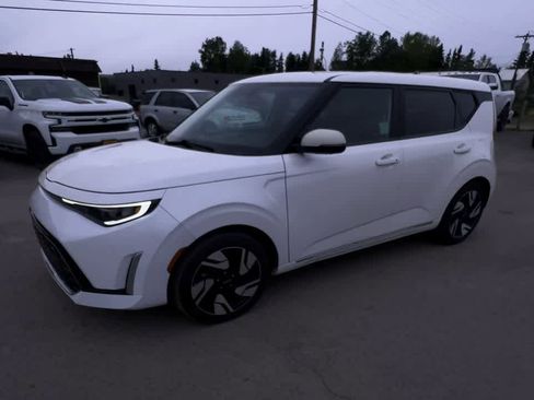 Used 2023 Kia Soul GT-Line w/ GT-Line Technology Package image 4