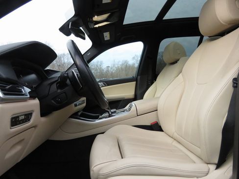 Used 2020 BMW X5 xDrive40i w/ Convenience Package image 10