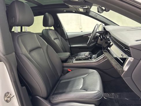 Used 2020 Audi Q8 Premium Plus w/ Premium Plus Package image 51