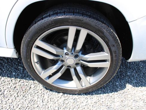 Used 2015 Mercedes-Benz GLK 350 2WD image 25