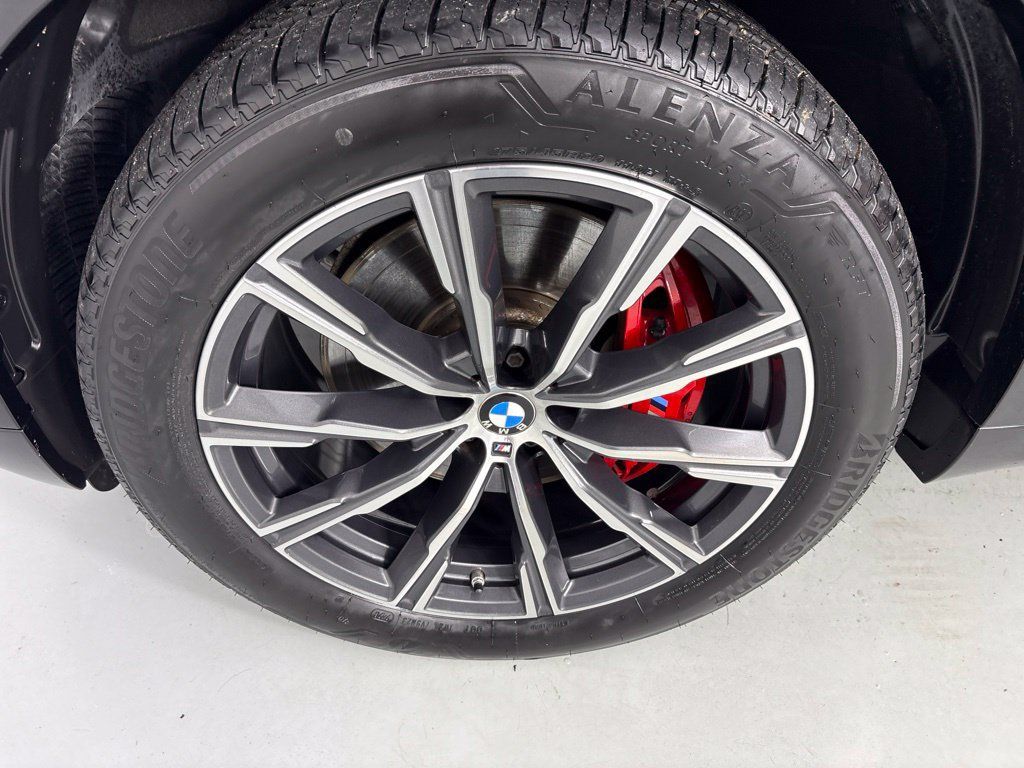 Certified 2024 BMW X5 xDrive40i w/ M Sport Package AWD/4WD image 10