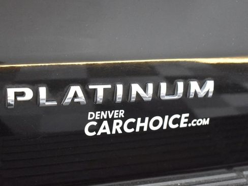 Used 2019 Ford Expedition Platinum image 31