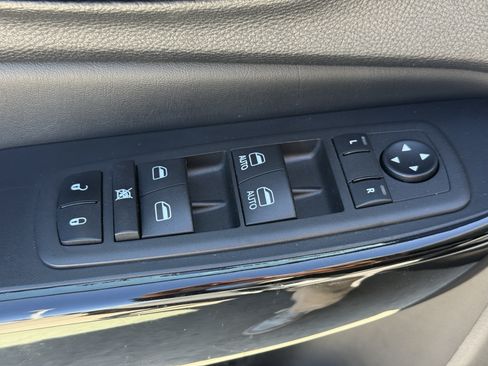 Used 2023 Jeep Cherokee Altitude Lux AWD/4WD image 27