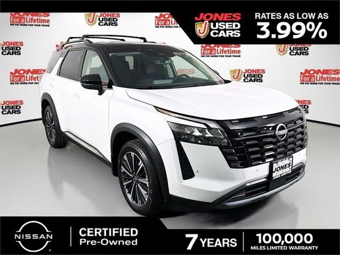 Certified 2026 Nissan Pathfinder Platinum w/ Lighting Package AWD/4WD image 1