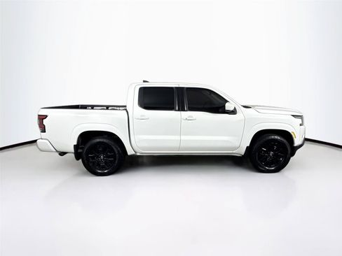 Used 2024 Nissan Frontier SV w/ SV Convenience Package AWD/4WD image 10