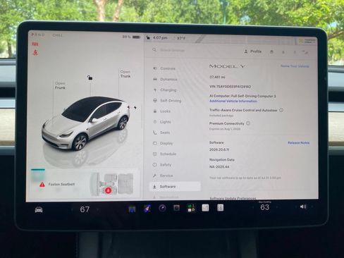Used 2023 Tesla Model Y AWD image 2
