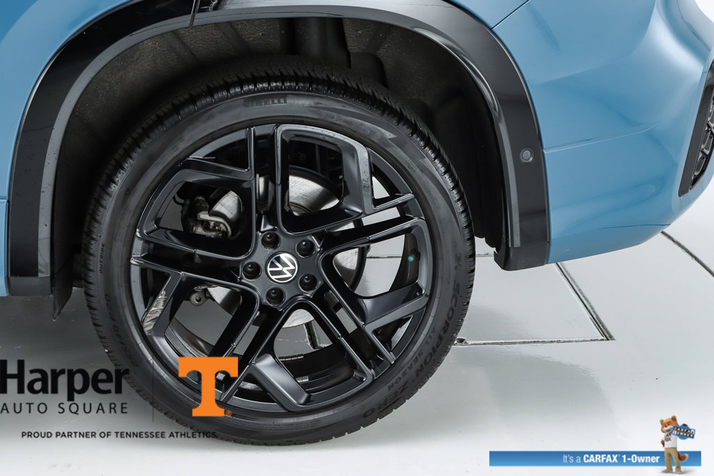 Used 2025 Volkswagen Tiguan SE R-Line AWD/4WD image 6