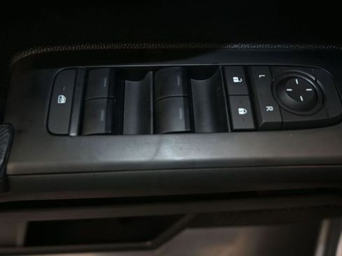 New 2026 Toyota Tacoma SR5 image 10