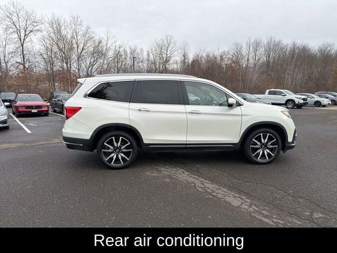 Used 2019 Honda Pilot Touring image 7