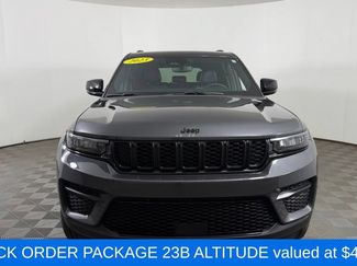 Used 2023 Jeep Grand Cherokee Altitude AWD/4WD video 2