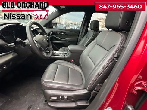 Used 2023 Chevrolet Traverse RS AWD/4WD image 10