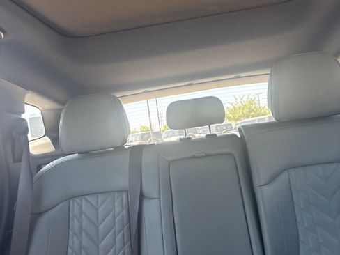 Used 2024 Kia Sportage X-Line w/ X-Line Premium Package AWD/4WD image 12