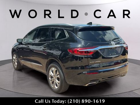 Used 2020 Buick Enclave Avenir w/ Avenir Technology Package FWD image 10