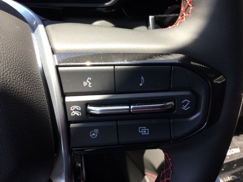 New 2025 Chevrolet Colorado Z71 w/ Technology Package image 18