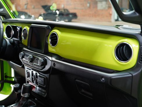 Used 2021 Jeep Gladiator Rubicon image 50