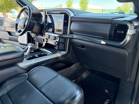 Used 2025 Ford F150 4x4 SuperCrew Platinum w/ Equipment Group 702A High image 60