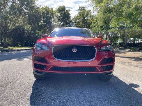 Used 2019 Jaguar F-PACE Premium AWD/4WD image 2