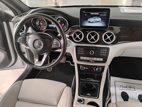 Used 2018 Mercedes-Benz CLA 250 image 35