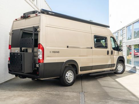 Used 2023 RAM ProMaster 3500 w/ Driver Convenience Group FWD image 7