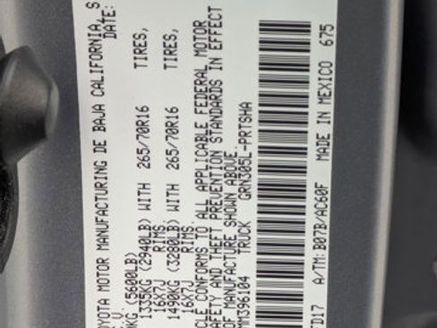 Used 2021 Toyota Tacoma TRD Off-Road image 23