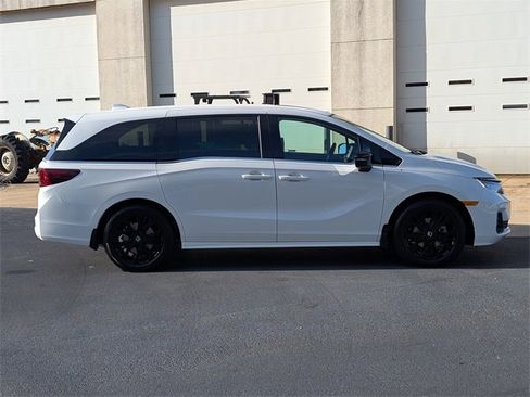 New 2026 Honda Odyssey Sport-L image 5