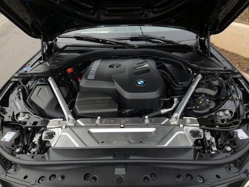 Used 2025 BMW 430i Convertible w/ Convenience Package image 24