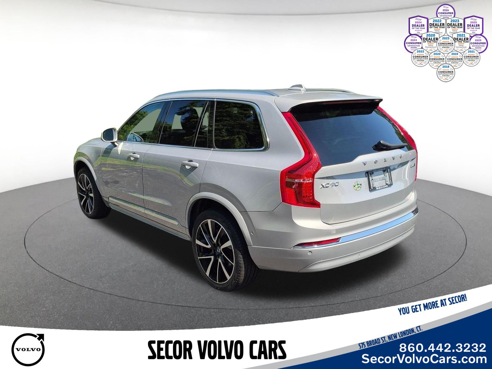 Used 2023 Volvo XC90 B6 Plus AWD/4WD image 9