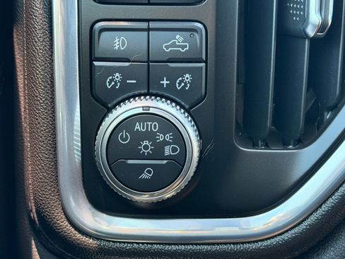 Used 2020 GMC Sierra 1500 SLT w/ SLT Premium Plus Package AWD/4WD image 26