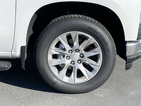 Used 2022 Chevrolet Silverado 1500 LTZ image 11