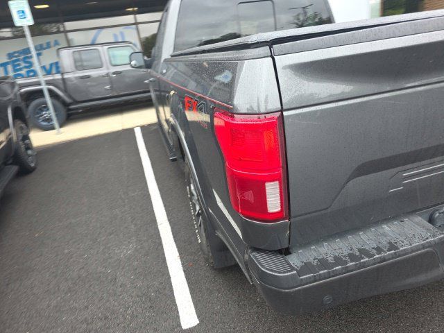 Used 2018 Ford F150 XLT w/ Equipment Group 302A Luxury AWD/4WD image 12