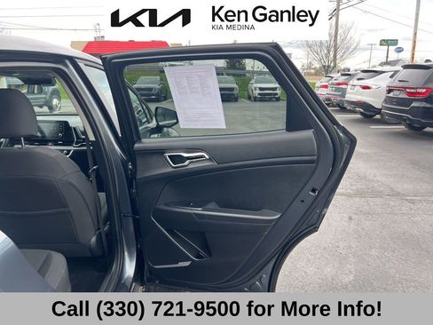 Certified 2025 Kia Sportage LX FWD image 52