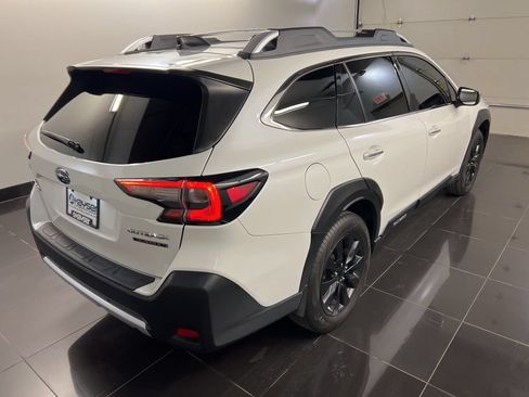 Used 2023 Subaru Outback Touring XT AWD/4WD image 6
