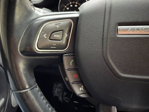 Used 2017 Land Rover Range Rover Evoque SE AWD/4WD image 23
