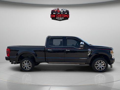 Used 2021 Ford F250 Platinum w/ FX4 Off-Road Package AWD/4WD image 8