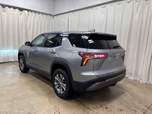 Used 2026 Chevrolet Equinox LT FWD image 6