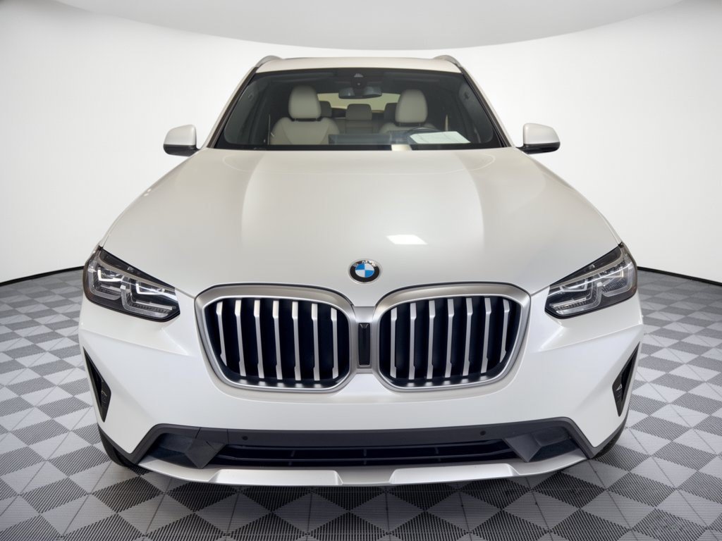 Used 2022 BMW X3 sDrive30i w/ Premium Package 2 RWD image 4