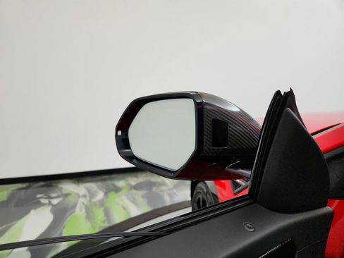 Used 2019 Lamborghini Urus AWD/4WD image 15